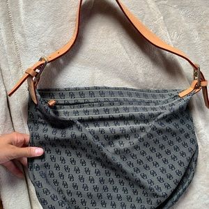 dooney and bourke handbag